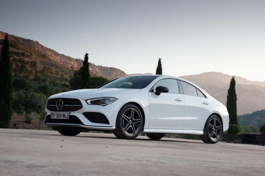  Mercedes-Benz CLA180 d AMG Line 2019 года  (WW) (фото 3 из 28)
